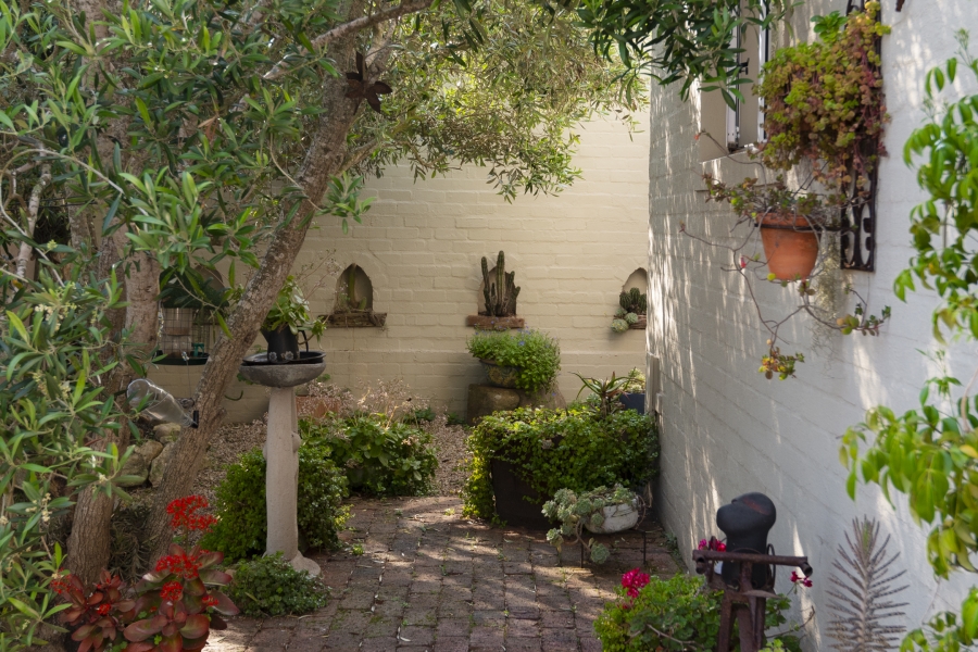 4 Bedroom Property for Sale in Myburgh Park Western Cape